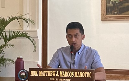 <p><strong>HOUSING PROJECT</strong>. Ilocos Norte Governor Matthew Joseph Manotoc announces on Thursday (May 11, 2023) that a housing project will soon rise in downtown Laoag. Target beneficiaries include minimum wage earners and members of poor communities. <em>(Photo by Leilanie G. Adriano)</em></p>