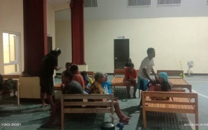 <p><strong>FLOOD EVACUEES.</strong> Some of the displaced families from Barangay San Jose, Koronadal City fled their homes due to flash floods on Monday night (May 15, 2023). At least four persons were hurt while 30 families were displaced in the floods triggered by heavy rains.<em> (Photo courtesy of Neneng V. Balita)</em></p>