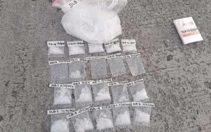 <p><strong>SEIZED.</strong> Packs of shabu seized from the possession of Allan Bulahan, the alleged bagman of self-confessed drug lord Kerwin Espinosa during a buy-bust in Ormoc City on Monday (May 15, 2023). The suspect was killed during the operation. <em>(Photo courtesy of Philippine National Police)</em>   </p>
