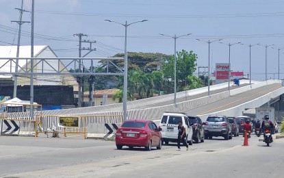 DPWH urged to hasten repair of Ungka Flyover in Iloilo