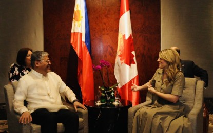 <p><strong>VIBRANT TIES</strong>. Foreign Affairs Secretary Enrique Manalo and Canadian Foreign Minister Mélanie Joly lead a wide-ranging discussion on bilateral and regional issues in Manila on Friday(May 19, 2023). Joly is on an official visit to the Philippines from May 18-21 upon the invitation of Manalo. <em>(Photo courtesy of DFA)</em></p>