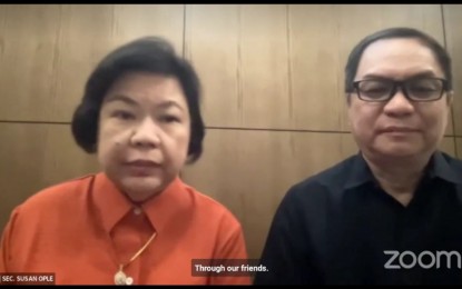 <p><strong>UNPAID OFW CLAIMS.</strong> Migrant Workers Secretary Susan Ople (left) and Undersecretary Bernard Olalia (right) say significant progress have been made over the unpaid claims of overseas Filipino workers (OFWs) in the kingdom of Saudi Arabia during a virtual press briefing on Friday (May 26, 2023). Ople said authorization has already been given by the Saudi government for funds to be processed, not only for Filipino claimants, but also for other nationalities. <em>(Screengrab)</em></p>