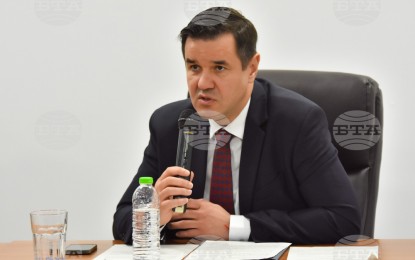 <p>Economy and Industry Minister Nikola Stoyanov<em> (BTA photo)</em></p>