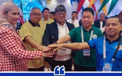 <p><strong>LASTING PEACE, DEVELOPMENT.</strong> The five governors of the Bangsamoro Autonomous Region in Muslim Mindanao (BARMM) convene to create the BARMM Governors Caucus after a dialogue in Cagayan de Oro City on Tuesday (June 6, 2023). The group's primary aim is to foster lasting peace and encourage economic development in the respective provinces of BARMM. <em>(Photo courtesy of Lanao del Sur PIO)</em></p>