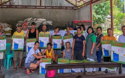 <p><strong>SUPPORT TO FARMERS.</strong> Some 125 banana and abaca farmers from three towns in Agusan del Norte and Surigao del Norte receive farm inputs in time for the start of the planting season this month. The PHP3 million worth of farm inputs were released through the series of distribution activities that concluded on Thursday (June 8, 2023). <em>(Photo courtesy of DA-13 SAAD)</em></p>