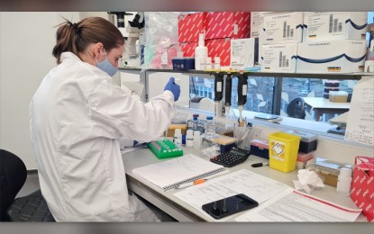 <p><strong>STEM CELL.</strong> A researcher works in a laboratory in this undated photo at Roslin Technologies based in Scotland. Ayala Corporate Technology Innovation Venture Fund is investing in the biotechnology startup which specializes in stem cell technology for cultivated meat. <em>(Photo courtesy of Roslin Technologies)</em></p>
