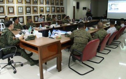 <p><strong>PERSONA NON GRATA.</strong> Visayas Command chief Lt. Gen. Benedict Arevalo meets with unit commanders during the Military Operations Coordinating Conference at the headquarters in Camp Lapu-Lapu in Cebu City on Sunday (June 26, 2023). Arevalo said a total of 8,895 LGUs in the Visayas declared CPP-NPA persona non grata.<em> (Photo courtesy of Viscom PIO)</em></p>