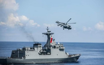 <p><strong>ANTI-SUBMARINE WARFARE.</strong> The missile-armed BRP Antonio Luna (FF-151) and AgustaWestland AW159 Wildcat helicopter in waters off Palawan province in this undated photo. PN spokesperson Commander John Percie Alcos said Friday (June 21, 2024) that the service is bent on operationalizing its anti-submarine warfare (ASW) capabilities this year.<em> (File photo courtesy of the courtesy of AFP Western Command)</em></p>