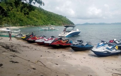 <p><strong>ENVIRONMENTAL HAZARD.</strong> Jet skis are seen in this undated photo parked on one of the islands of El Nido. Such watercraft is forbidden from entering the El Nido Taytay Managed Resource Protected Area.<em> (Photo courtesy of Gerry Collado)</em></p>