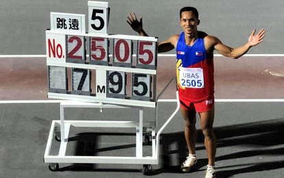 <p><strong>SILVER MEDALIST.</strong> Janry Ubas poses next to the scoreboard showing his record during the Taiwan Athletics Open held in New Taipei City on May 27-28, 2023. The reigning SEA Games champion is part of the Philippine team going to Pattaya, Thailand for the Asian Championships in July. <em>(Contributed photo)</em></p>
