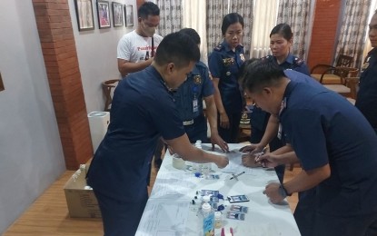 <p><strong>UNANNOUNCED</strong>. A total of 335 personnel based at the headquarters of the Police Regional Office (PRO) 6 (Western Visayas) in Camp Delgado in Iloilo City submit to a surprise drug test on Tuesday (July 4, 2023). Maj. Mary Grace Borio, PRO-6 spokesperson, said the results would be released within the week.<em> (Photo courtesy of Regional Public Information Office)</em></p>