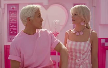 <p>Ryan Gosling (left) and Margot Robbie (right) in the trailer of "Barbie" movie by Warner Bros. Pictures. <em>(Screenshot from Youtube) </em></p>