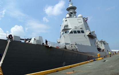 <p>Italian Navy ship Francesco Morosini at Manila South Harbor <em>(PNA photo by Robert Oswald Alfiler)</em></p>