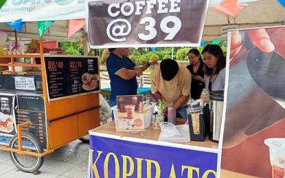 <p><strong>SUPPORT TO MSMEs.</strong> The Butuan City government spearheads the conduct of a weeklong 'Tabo ug Siab sa City Hall Grounds' (Market at the City Hall Ground) which opened on Monday (July 10, 2023) to showcase the locally-produced products of its micro, small and medium enterprises (MSMEs). The city government is also set to conduct an online seminar for MSMEs a on July 13-14 to enable them to use various e-commerce platforms.<em> (Photo courtesy of Butuan CIO)</em></p>