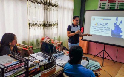<p><strong>EASE OF DOING BUSINESS.</strong> Data from the Department of Information and Communications Technology - Caraga Region bares that 44 local government units in the area have adopted the Integrated Business Permit and Licensing System in the issuances of business permits, barangay clearances, building permits, and occupancy certificates. The IBPLS held a training in Las Nieves, Agusan del Norte on June 14, 2023, conducted by the agency. <em>(Photo courtesy of DICT-13)</em></p>