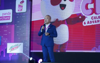 <p><strong>FOOD INDUSTRY.</strong> foodpanda Philippines commercial director Luis Antonio Yanga delivers his speech at foodpanda's vendors summit "CRAVE: Creating Relationships and Advancing Vendor Experiences” in EDSA Shangri-la, Mandaluyong City on July 11, 2023. Foodpanda reiterated its support for the government’s initiatives to digitalize micro, small and medium enterprises. <em>(Photo courtesy of foodpanda)</em></p>