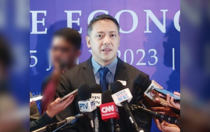 <p><strong>BIR CHIEF</strong>. Bureau of Internal Revenue Commissioner Romeo Lumagui said the government will step up efforts to combat illicit cigarette trade, at a forum in Manila on Tuesday (Oct. 17, 2023). He said that lost revenues in 2022 alone amounted to PHP26.19 billion. <em>(PNA file photo)</em></p>