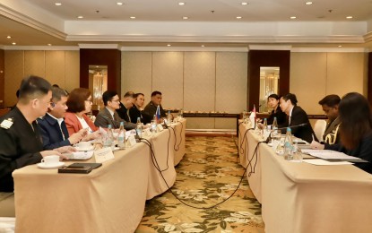 <p><strong>DEEPENING DEFENSE TIES.</strong> Philippine and Singaporean defense officials tackle various matters during the 6th Philippines-Singapore Defense Policy Dialogue (DPD) in Manila from July 19 to 20, 2023. The Department of National Defense on Monday (July 31, 2023) said the officials also exchanged views and insights on recent security developments in the region as well as future initiatives which the two defense ministries could further discuss through bilateral and multilateral platforms. <em>(Photo courtesy of DND)</em></p>