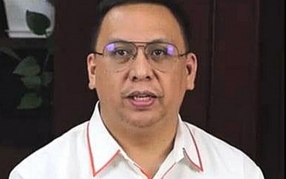 <p><strong>ASSURANCE</strong>. Department of Public Works and Highways regional director Khadaffy Tanggol on Thursday (Aug. 3, 2023) said that only seven of the more than 110 road lines that closed due to landslides, road cuts, road slips, washed-out, and caving-in have not yet fully opened. He said efforts to make them passable will continue. <em>(Screen grab from DPWH-CAR FB)</em></p>