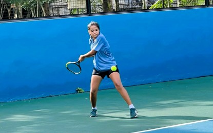 <p>SINGLES CHAMPION. Tennielle Madis (Region 12) makes a backhand return during her final match against Stefi Marithe Aludo (Caraga) at the Rancho Estate hard court in Concepcion Dos, Marikina City on August 4, 2023. Madis won, 6-3. <em>(Contributed photo)</em></p>