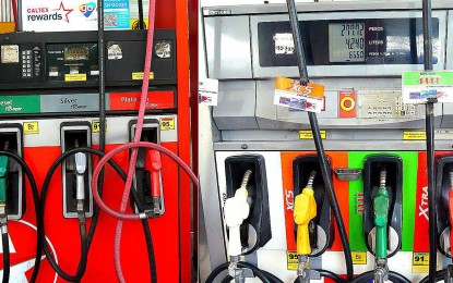 <p><strong>PRICE ADJUSTMENTS. </strong>Oil companies say on Monday (Dec. 4, 2023) they will adjust pump prices of petroleum products starting Dec. 5. Gasoline and kerosene prices will go up, while diesel prices will be rolled back.<em> (File photo)</em></p>