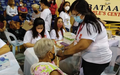 2K Bataeños get free health care services via ‘Lab for All’