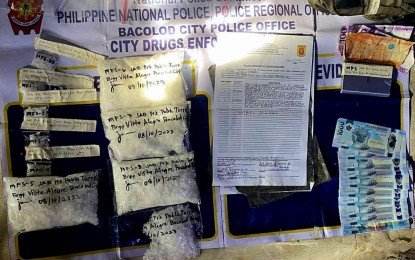 <p><strong>DRUG HAUL.</strong> Anti-drug operatives of Bacolod City Police Office seize 2.1 kilos of suspected shabu worth PHP14.38 million during a buy-bust operation in Barangay Vista Alegre on Thursday (Aug. 10, 2023). Arrested in the operation was Michael Sarabia Frias, 45, a member of Caunda Group, the lone drug syndicate operating in the city. <em>(Photo courtesy of Bacolod City Police Office)</em></p>