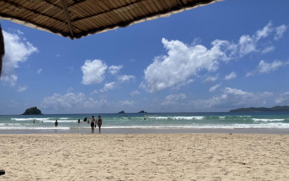 Town exec wants more lifeguards to monitor El Nido beach