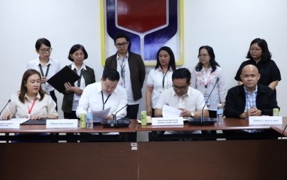 <p><strong>VOLUNTEERISM</strong>. Department of Social Welfare and Development (DSWD) Secretary Rex Gatchalian (2nd from left) and Philippine National Volunteer Service Coordinating Agency Executive Director Donald James Gawe sign a memorandum of understanding (MOU) at the DSWD Central Office in Batasan Hills, Quezon City on Tuesday (Aug. 22, 2023). The MOU aims to encourage and promote volunteerism in the delivery of social protection programs and services to the people.<em> (Photo courtesy of DSWD)</em></p>