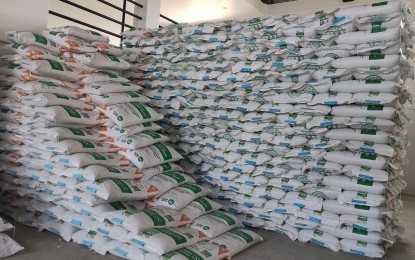 <p><strong>CERTIFIED SEEDS</strong>. The Department of Agriculture-Philippine Rice Research Institute (DA-PhilRice) has distributed some 429,048 bags of certified seeds to 151,974 farmers in the provinces of Aurora, Bataan, Bulacan, Nueva Ecija, Pampanga, Tarlac and Zambales this wet season. This was under the Rice Competitiveness Enhancement Fund Seed Program which aims to help lower costs and increase the yield and income of farmers. <em>(Photo courtesy of the DA-PhilRice)</em></p>