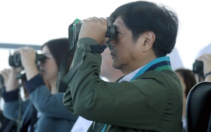 <div dir="auto"><strong>GREATER DEFENSE COOPERATION</strong>. President Ferdinand R. Marcos Jr. uses binoculars to observe the Amphibious and Land Operation training among the Armed Forces of the Philippines, Australian Defense Force and United States Marine Corps at the Naval Station Leovigildo Gantioqui in San Antonio, Zambales on Friday (Aug. 25, 2023). The President said he would discuss a continuation of the exercises when Australian Prime Minister Anthony Albanese visits the Philippines in September. <em>(PNA photo by Rolando Mailo)</em></div>
<div dir="auto"> </div>