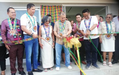 <p><strong>INAUGURATION.</strong> University of the Philippines Visayas Chancellor Clement C. Camposano and UP System President Atty. Angelo A. Jimenez (front row, fourth and fifth from left) lead the inauguration of the UPV extension campus in Barangay Nauring, Pandan in Antique on Friday (Aug. 25, 2023). Jimenez said UP education must be made available to all Filipinos, the reason they established the extension campus in Antique. (<em>PNA photo by Annabel Consuelo J. Petinglay</em>)</p>