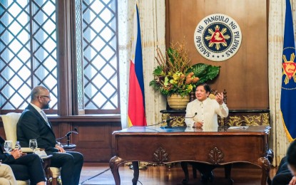 <p><strong>COURTESY CALL.</strong> British Foreign Secretary James Cleverly (left) pays a courtesy call on President Ferdinand R. Marcos Jr. at Malacañan Palace in Manila on Tuesday (Aug. 29, 2023). They sought enhanced cooperation on trade, defense, renewable energy, and climate action. <em>(Photo courtesy of Presidential Photojournalists Association)</em></p>