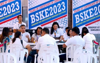 <p><strong>POLL PERIOD STARTS.</strong> Aspiring candidates from Quezon City file their certificates of candidacy (COCs) for the Barangay and Sangguniang Kabataan Elections (BSKE) at the Amoranto Sports Complex in Quezon City on Aug. 28, 2023. The filing of COCs signals the start of the election period. <em>(PNA photo by Joey O. Razon)</em></p>