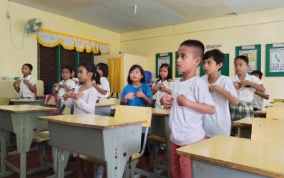 <p><strong>NEUTRAL DESKS.</strong> Learners in Maghubas village in Burauen, Leyte, are provided with individual chairs and tables. Public schools in Eastern Visayas are expecting the delivery of PHP220 million worth of chairs and tables within two months to replace old school furniture this school year, the Department of Education said Thursday (Aug. 31, 2023). <em>(PNA photo by Sarwell Meniano)</em></p>