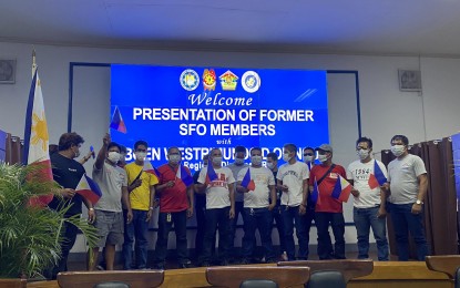 22 ex-NPA supporters pledge loyalty to gov't in Albay