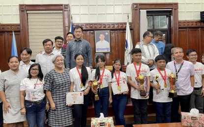 <p><strong>MATH ELITES</strong>. Five wizards from Sarrat National High School in Ilocos Norte pay a courtesy call on local officials at the provincial capitol on Monday (Sept. 4, 2023). Coming off a 36-44-55 gold-silver-bronze feat at the Hongkong International Math Olympiad last month, they will represent the Philippines anew in the World International Math Olympiad in Vietnam in December. <em>(PNA photo by Leilanie Adriano)</em></p>