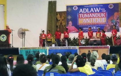 <p><strong>INDIGENOUS PEOPLES DAY</strong>. The Iraynon Bukidnon from Barangay Latazon, Laua-an, showcases their unique culture through their dance and song during the Indigenous Peoples (IPs) Day in the Antique at the Binirayan Gymnasium in San Jose de Buenavista on Monday (Sept. 4, 2024). Governor Rhodora Cadiao said IPs are a priority in the provincial government’s educational assistance program to help them finish school. (<em>PNA photo by Annabel Consuelo J. Petinglay</em>)</p>
<p> </p>