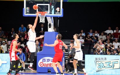 <div class="caption ng-binding">
<p><strong>UNCONTESTED.</strong> Serbia’s Nikola Milutinov scores an easy basket during their semifinal match against Canada at the FIBA Basketball World Cup at Mall of Asia Arena in Pasay City on Friday (Sept. 8, 2023). Serbia won, 95-86, to claim the first finals berth. <em>(PNA photo by Jess M. Escaros Jr.)</em></p>
</div>