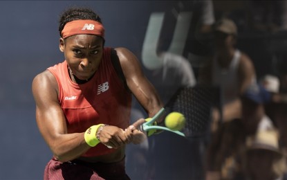 US Open women’s semifinals halted by climate protest