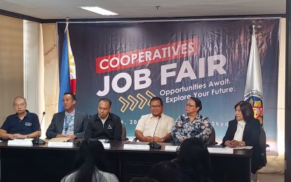 <p><strong>COOPERATIVE CREATION</strong>. The Cooperative Development Authority (CDA) highlights the holding of its 2nd Cooperative Job Fair on Oct. 16 during the press conference at the CDA office in Quezon City on Wednesday (Sept. 13, 2023). CDA chairman, Undersecretary Joseph Encabo (3rd from right) said the agency will streamline some of the requirements to expedite the creation of cooperatives. <em>(PNA photo by Noemi Reyes)</em></p>