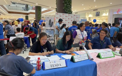 <p><strong>JOBS FAIR</strong>. Government agencies converge at Robinsons Ilocos in Laoag City, Ilocos Norte on Aug. 25, 2023 for skills, livelihood, and employment opportunities. This September, the Ilocos Norte government is partnering with the Mariano Marcos State University to provide life skills training to out-of-school youth and displaced workers. <em>(PNA photo by Leilanie Adriano)</em></p>