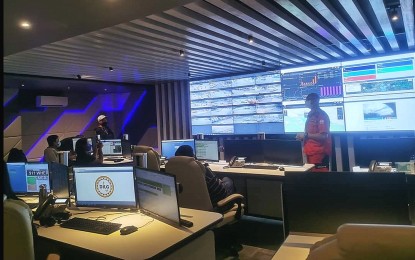 <p><strong>COMMAND CENTER</strong>. Personnel of the Baguio Smart City Command Center which receives "911"calls for medical emergencies, police assistance and other public service queries, in this undated photo from 2022. The city information office on Monday (Sept. 18, 2023) reported a decrease in prank calls from Jan. to Aug. 31 this year. <em>(PNA photo from PIO-Baguio FB)</em></p>