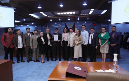 <p><strong>JUST IN TIME.</strong> Senators unanimously approve on Wednesday (Sept. 27, 2023) Senate Bill (SB) No. 2221 or the Magna Carta for Seafarers after it was certified as urgent by President Ferdinand R. Marcos Jr. SB 2221 is the first measure sponsored and ushered by Senator Raffy Tulfo (center) as a lawmaker. <em>(PNA photo by Avito Dalan)</em></p>