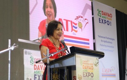 <p><strong>AGRI TRADE EXPO.</strong> Senator Cynthia Villar delivers her speech Thursday (Sept. 28, 2023) as the guest of honor during the opening of the three-day 25th Davao Agri-Trade Expo (DATE) in Davao City. The senator underscores the importance of agriculture as a driver of Mindanao's growth. <em>(PNA photo by Robinson Niñal Jr.)</em></p>