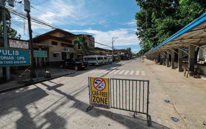 <p><strong>CAR-FREE DAY</strong>. A designated car-free zone in Victorias City, Negros Occidental during its initial implementation as part of the Environment Week celebration in June 2023. Starting Monday (Oct. 2, 2023) and every first Monday of the month thereafter, the northern Negros city is implementing a “car-free day” to reduce air pollution and promote a healthier environment for its residents. (<em>Photo courtesy of Victorias City Information Office</em>)</p>