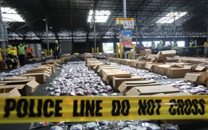<p><strong>SEIZED.</strong> Over 1,000 packs or 323 kilograms of shabu amounting to PHP2.2 billion have been seized at the Manila International Container Port on Oct. 6, 2023. The House Committee on Public Order and Safety will hold hearings aimed at drafting new laws that would assist President Ferdinand R. Marcos Jr.'s administration in pursuing a more successful war against illegal drugs, its chairman said.<em> (PNA photo by Yancy Lim) </em></p>