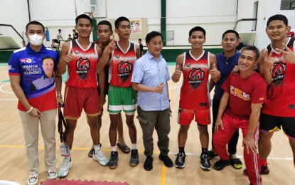 <p><strong>CADETS’ TOURNEY.</strong> Senator Francis Tolentino (center) poses with University of Cagayan Valley athletes during the Reserve Officers' Training Corps Games – Luzon leg held at Cavite State University in Indang town on Sept. 17 to 23, 2023. The National Capital Region leg, the final elimination phase before the National Finals, will be held at Ninoy Aquino Stadium in Malate, Manila on Oct. 8 to 14. <em>(PNA photo by Jean Malanum)</em></p>