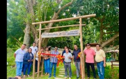 <p><strong>BEE FARM</strong>. Valencia Mayor Edgar Teves Jr (in striped shirt) leads the launching of the V-Hive bee farm on Tuesday (Oct. 10, 2023). The agri-eco tourism destination is designed to boost local income while educating the public on the importance of bees in the ecosystem. <em>(Photo courtesy of Valencia PIO)</em></p>