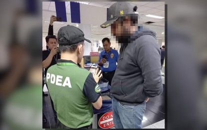 <p><strong>ARRESTED.</strong> A 27-year-old Malaysian national, identified as Mohammad Ahtsham Bin Mohammad Afzal, is arrested for allegedly trying to slip in illegal drugs worth PHP25.3 million, at the Ninoy Aquino International Airport on Thursday (Oct. 12, 2023). Afzal is being investigated for violation of the Comprehensive Dangerous Drugs Act of 2002 and the Customs Modernization and Tariff Act. <em>(Photo courtesy of PDEA)</em></p>